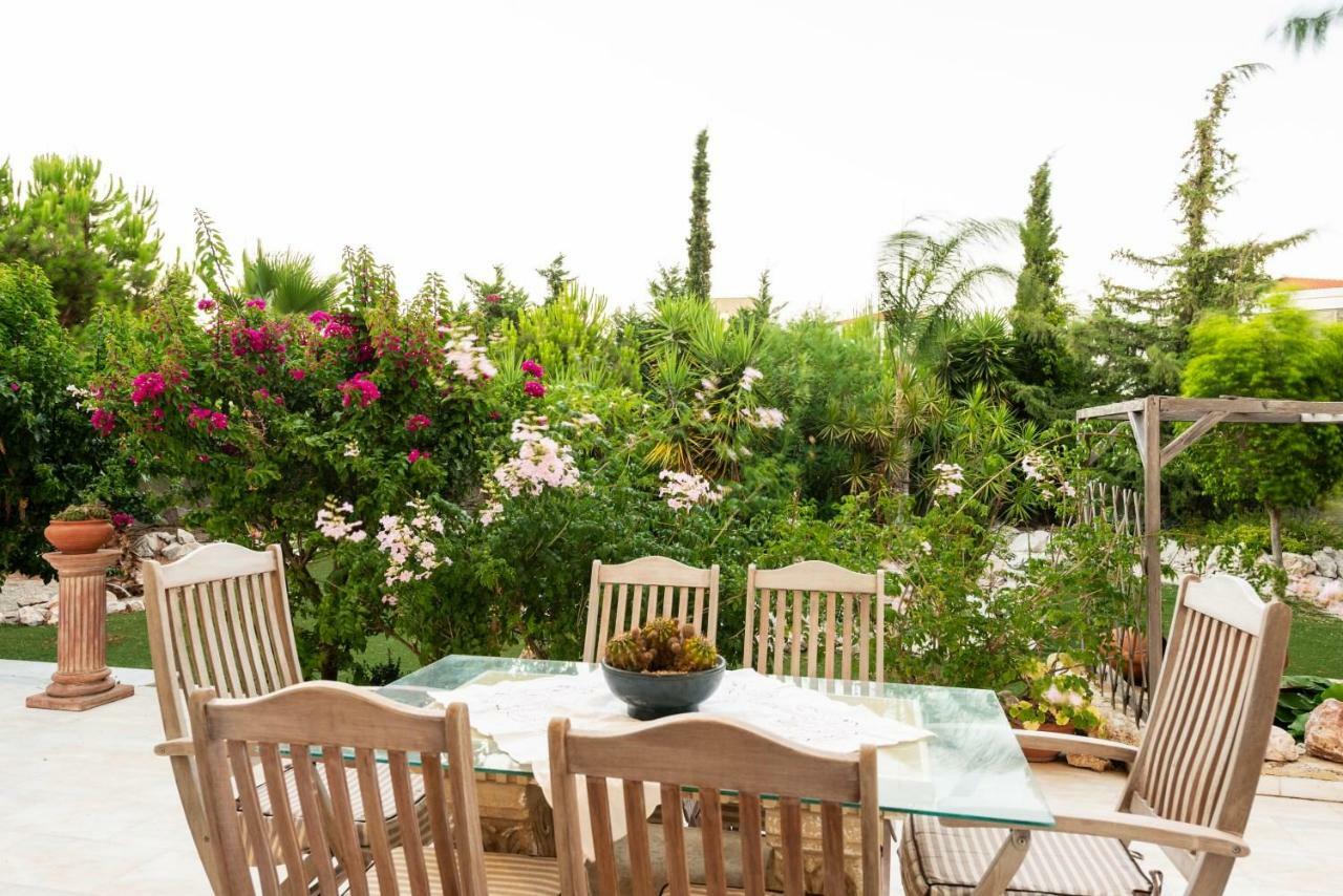 Nicole'S Garden Villa Каллифея Экстерьер фото